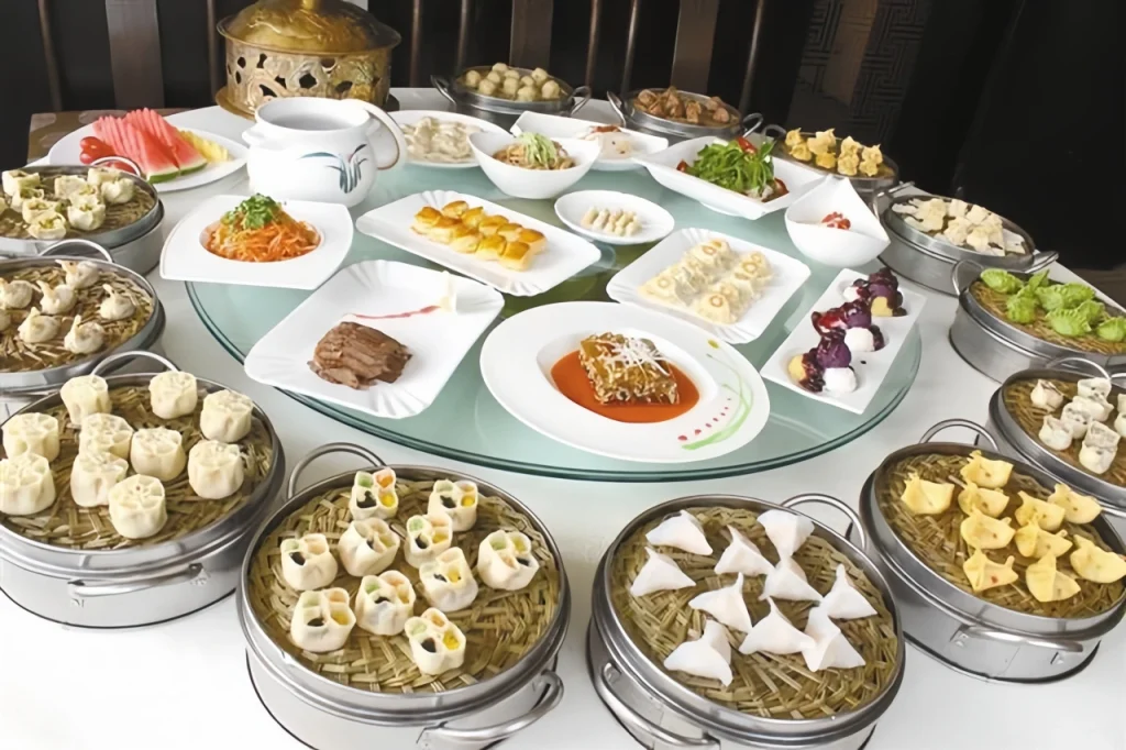 Пир с пельменями