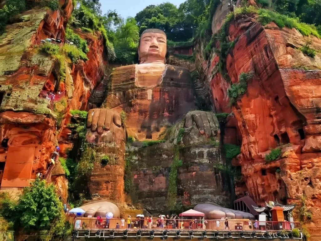 Большой будда в лэшане