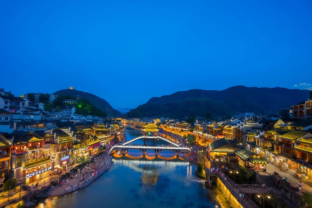 Ночным Фэнхуаном