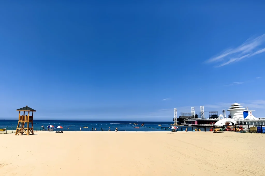 Восточный пляж Бэйдайхэ