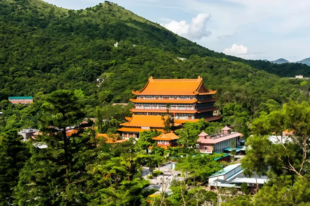 Монастырь По Линь