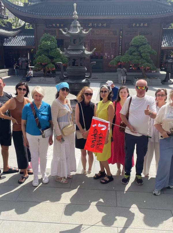 Туристы в Шанхае iChina Trip