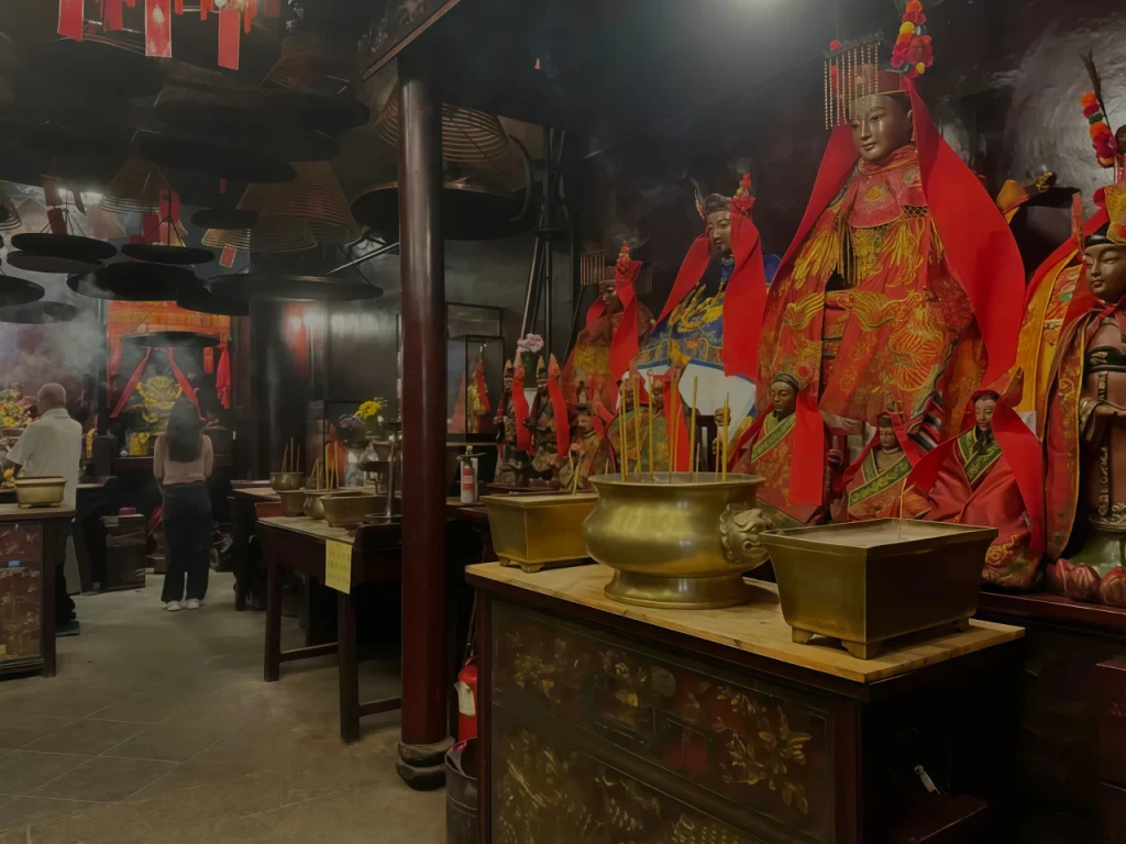 Храм Ман Мо