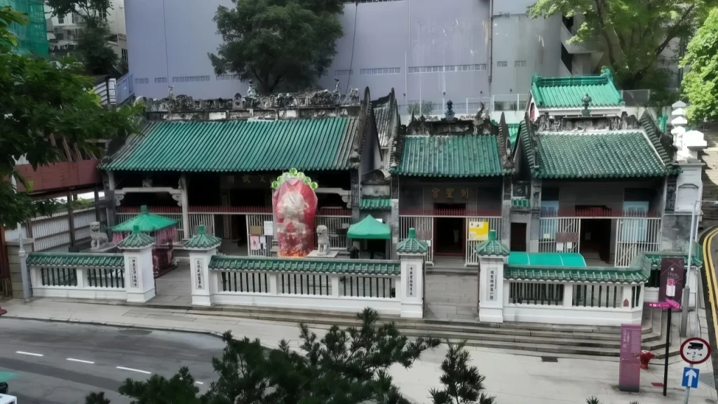 Храм Ман Мо