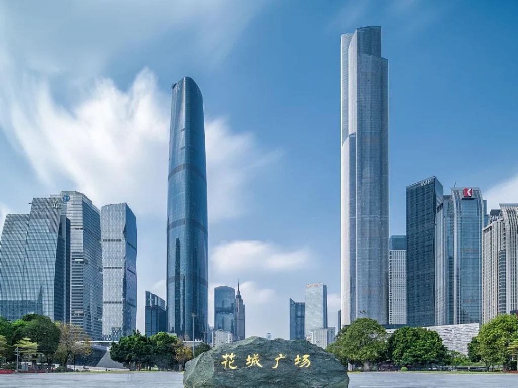 Площать Хуачэн