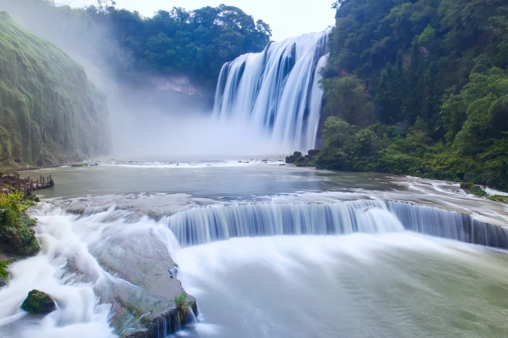Водопад Хуангошу